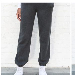 Brandy Melville Rosa Sweatpants Black One Size